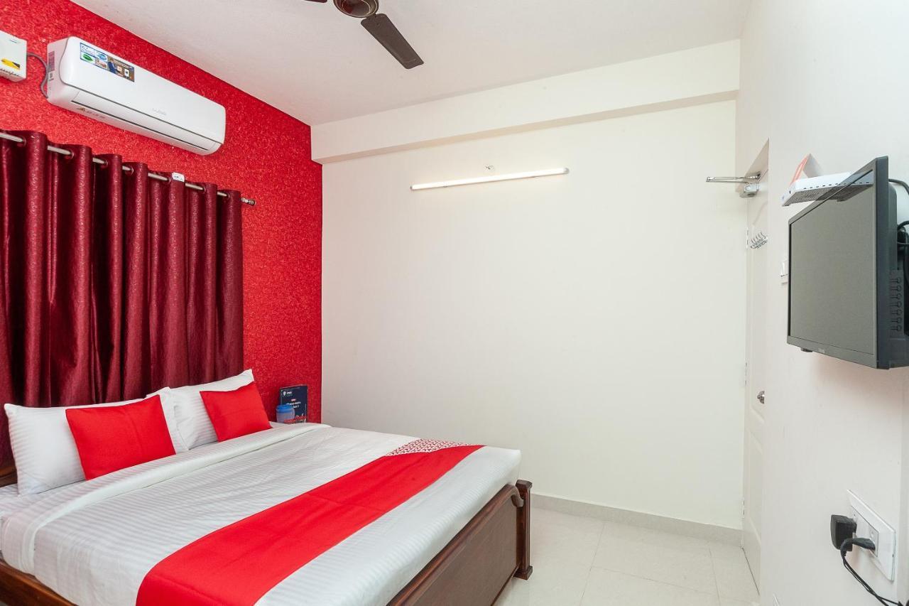 Oyo Flagship Lakshmi Residency