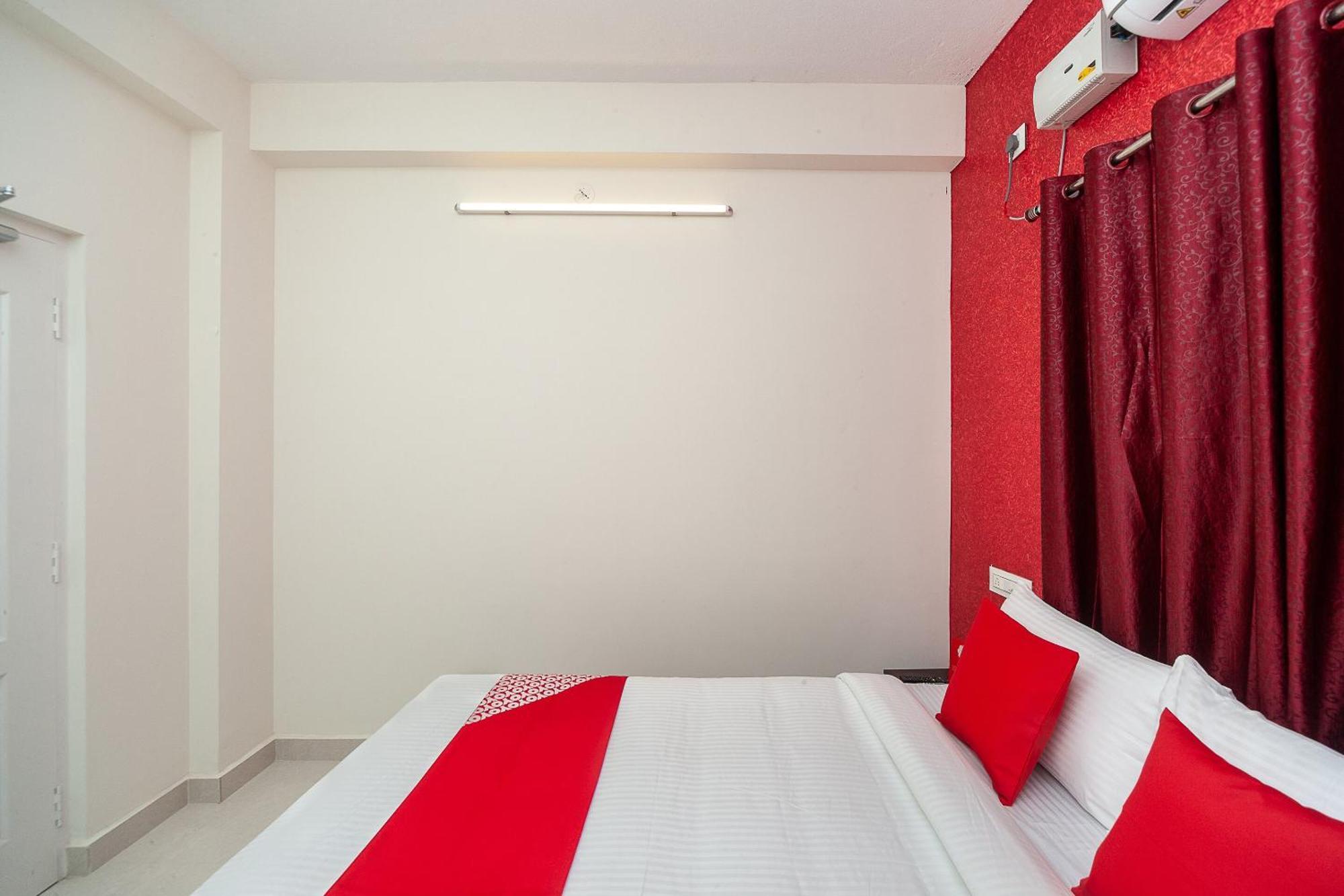 Hotel Oyo Flagship Lakshmi Residency