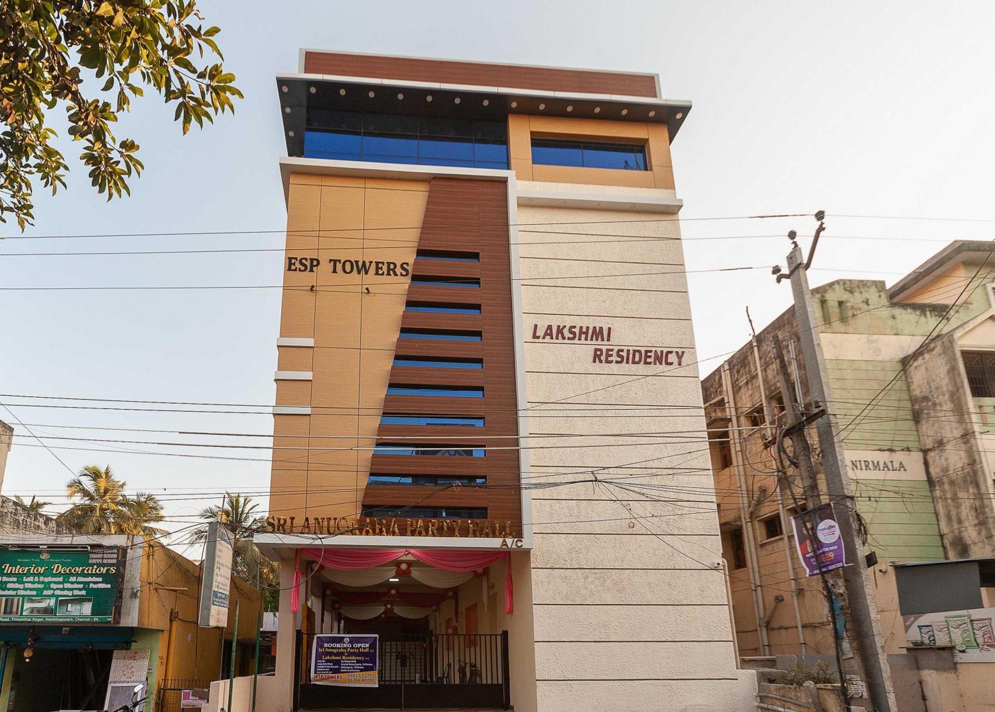 Oyo Flagship Lakshmi Residency 3*