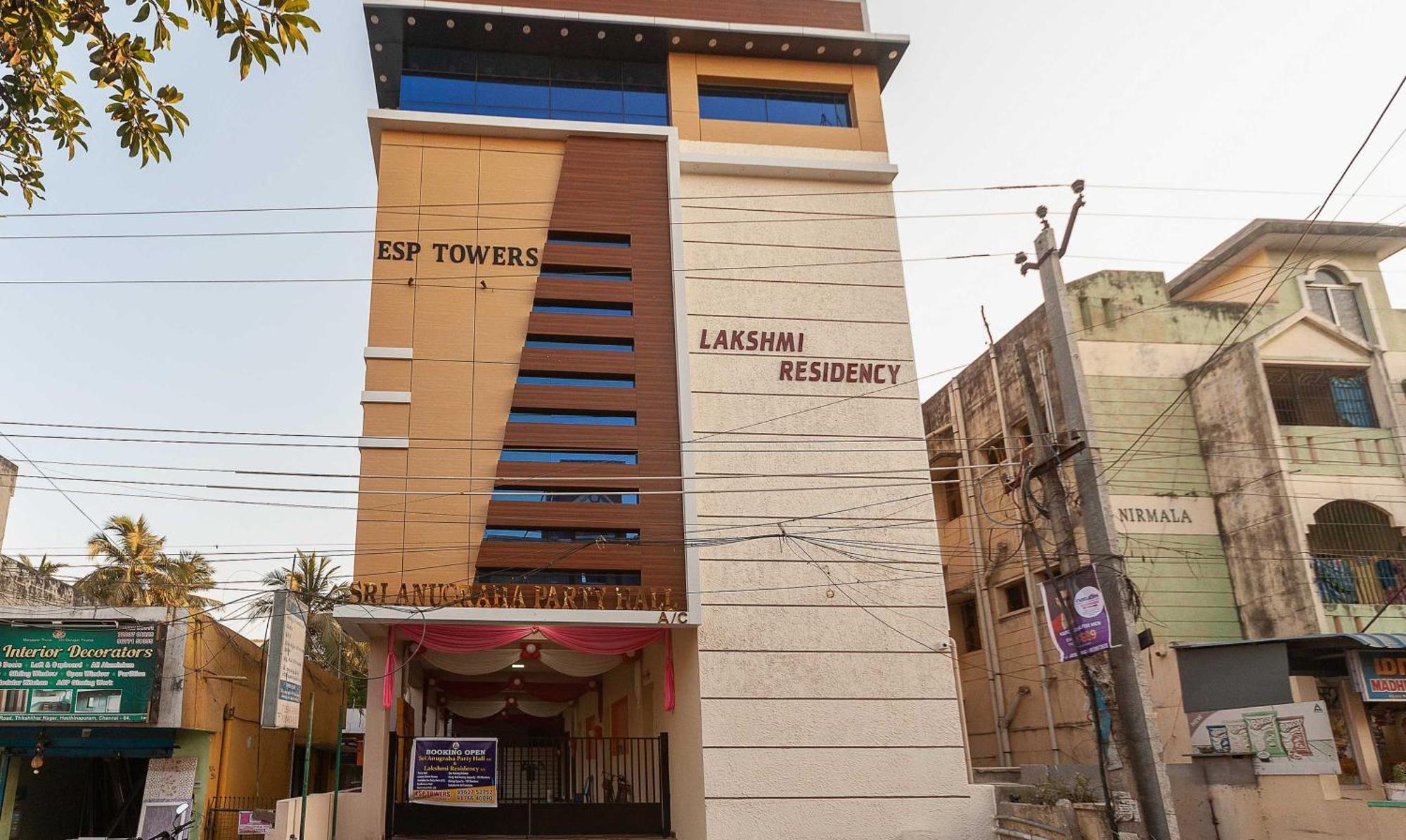 Hotel Oyo Flagship Lakshmi Residency